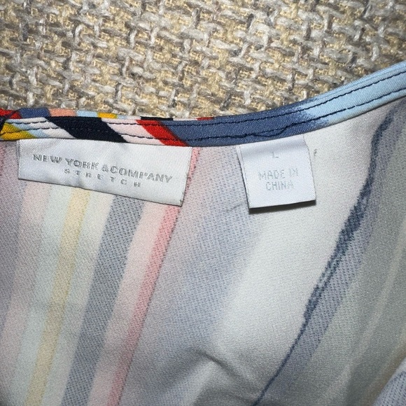 Women’s NY&CO Romper - Picture 3 of 3